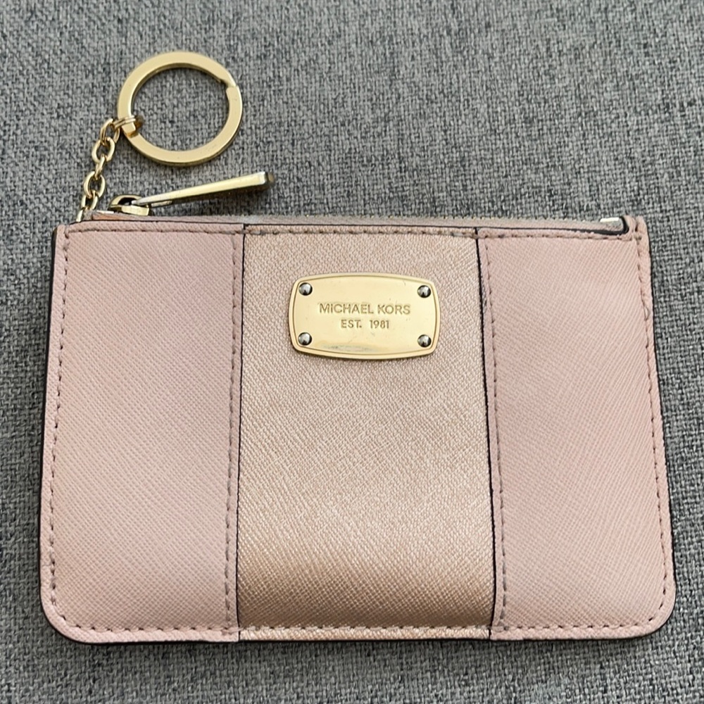 MIchael Kors wallet